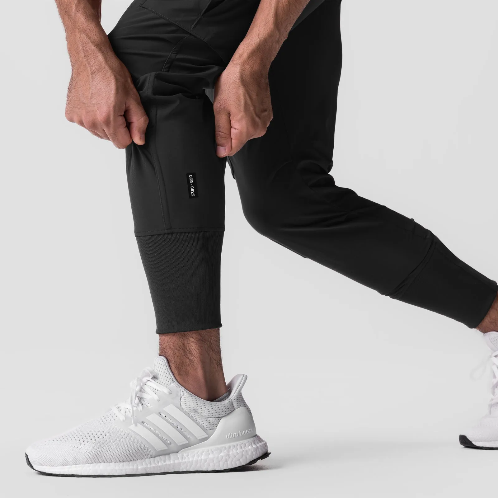 0825. Tetra-Lite™ Cargo High Rib Jogger - Black "White Wings"
