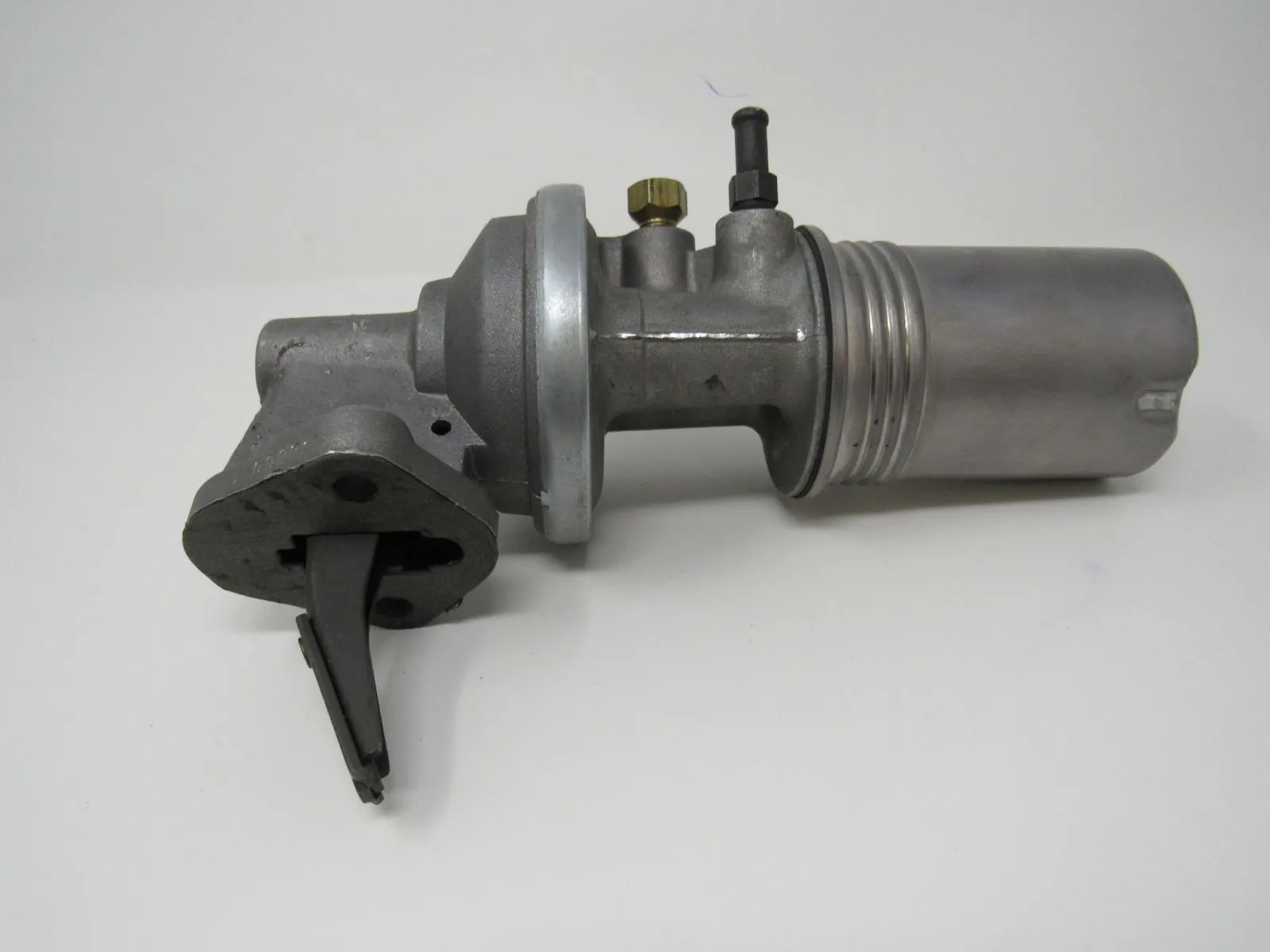 Airtex Mechanical Fuel Pump 60092 -- New