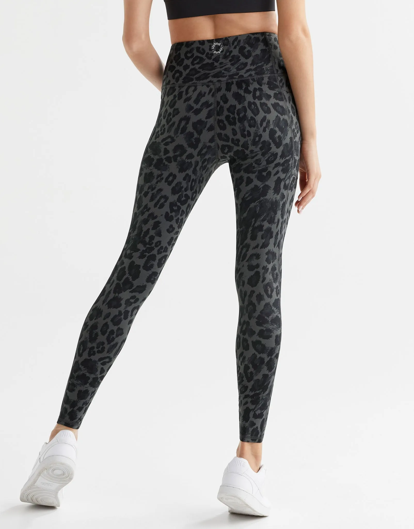 BECCA - Mineral Grey Leopard