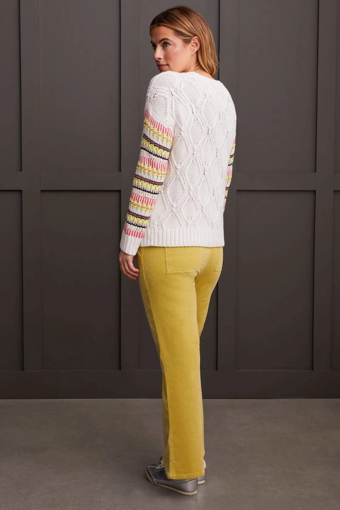 INTARSIA CREW NECK SWEATER WITH POINTELLE SLEEVE-Moonstone